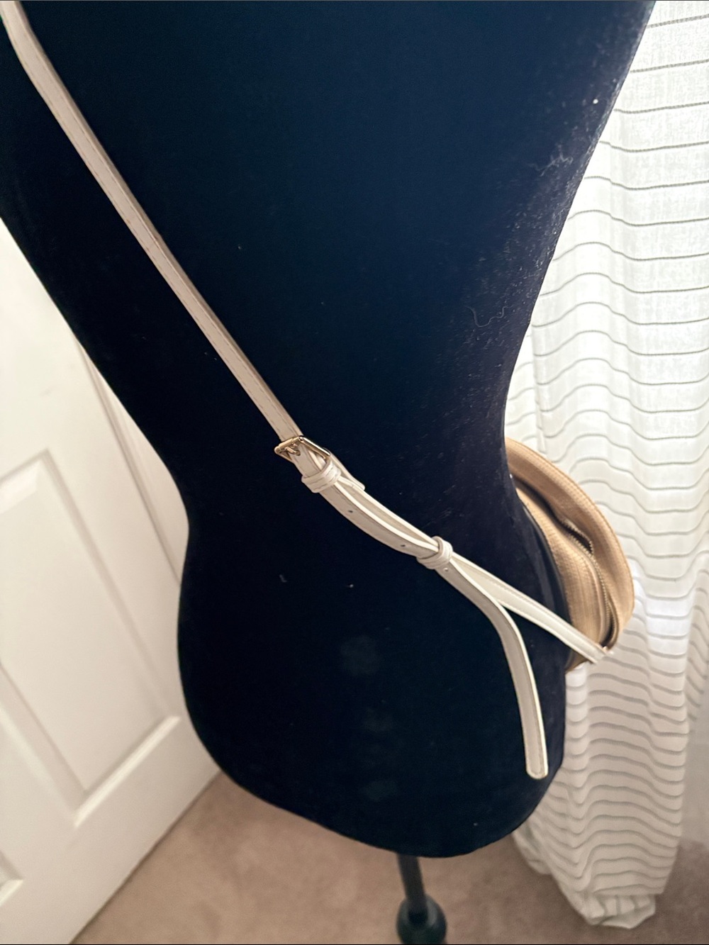 Round Woven Crossbody Bag in Cream and Tan - Picture 7 of 9